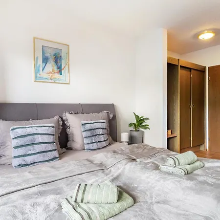 Az-living Whm-luetzelsachsen Ξενοδοχείο με διαμερίσματα Weinheim