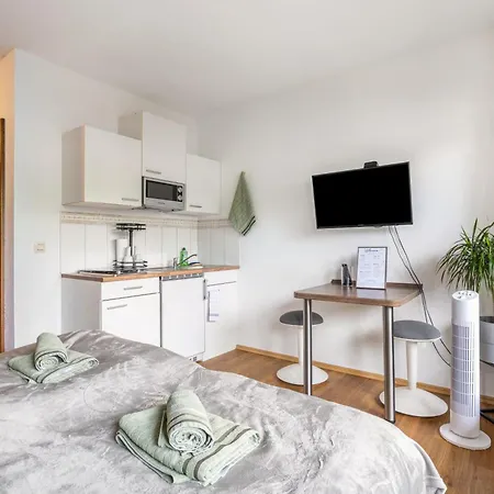 Az-living Whm-luetzelsachsen Ξενοδοχείο με διαμερίσματα Weinheim
